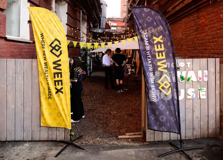 WEEX organizuje letnią imprezę w Moskwie